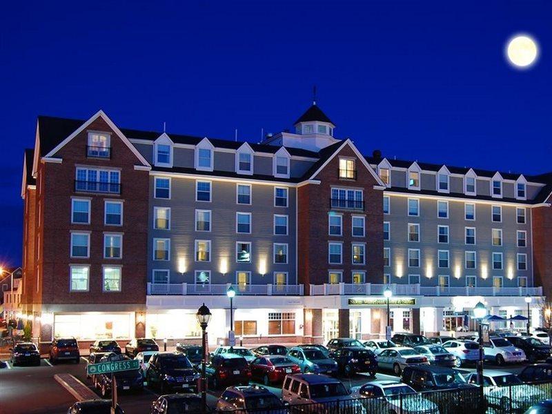 Hotel Waterfront &