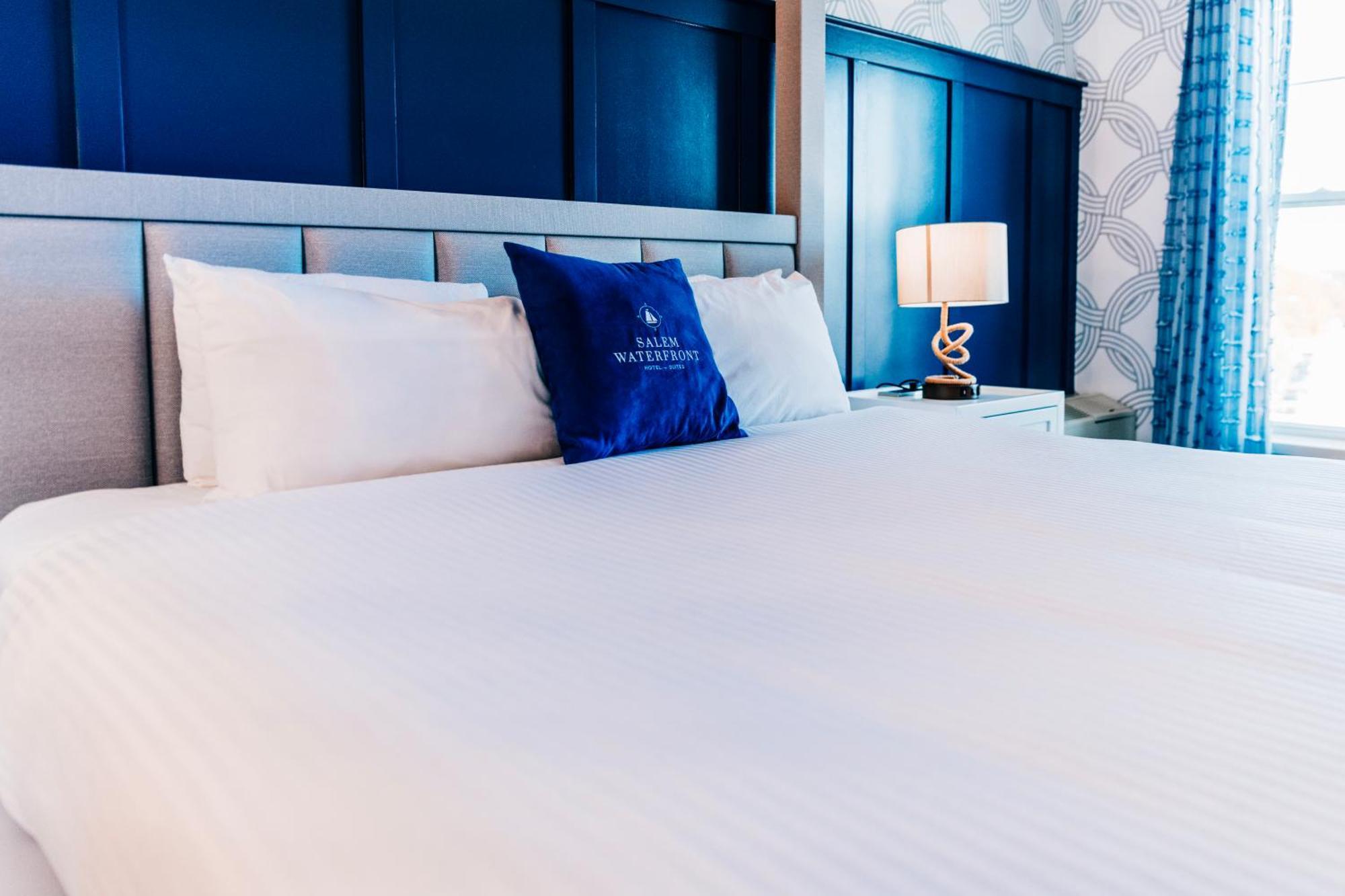 Waterfront & Hotel 4*