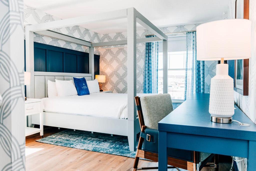 Hotel Waterfront & Salem