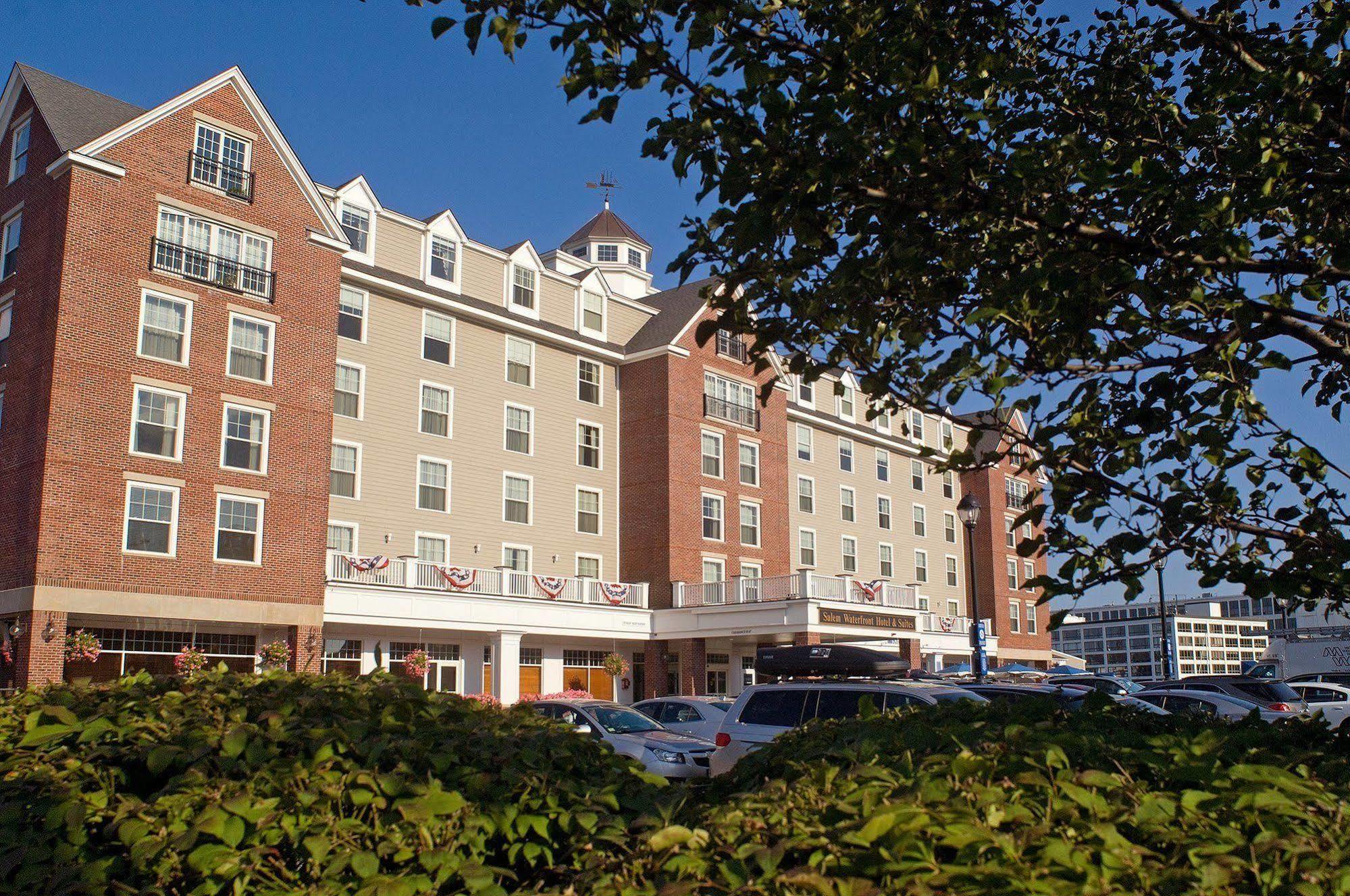 Waterfront & Hotel